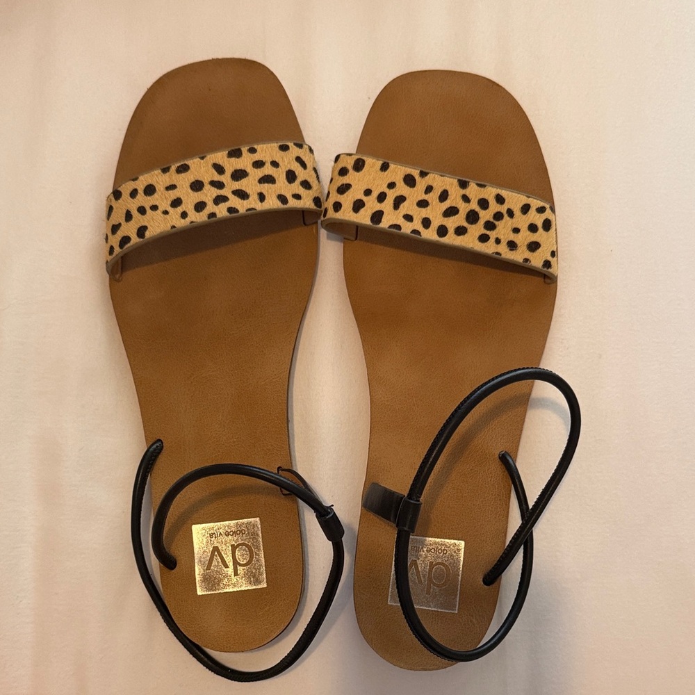 DV Dolce Vita Cheetah Print Sandals size 8.5